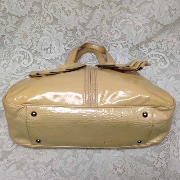 Yves Saint Laurent Yellow Patent Leather Handbag - Picture 6 of 8